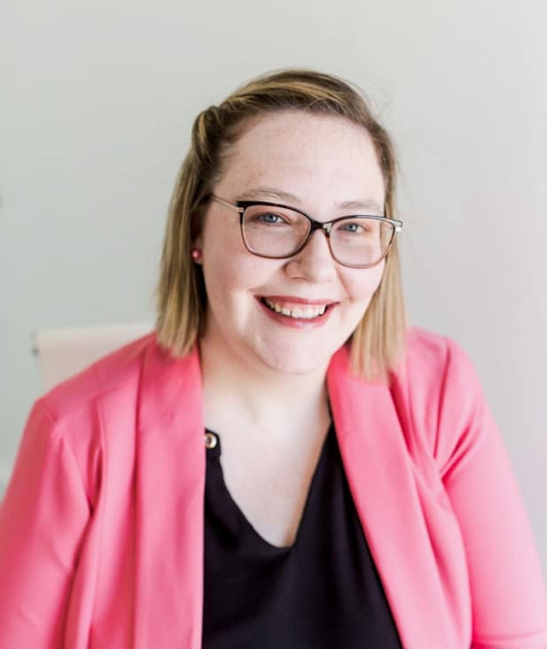 Desiree' K. Smith is an attorney at Olson Henry, Attorneys at Law. She has generously donated her time to coach the Loreto Learning Mock Trial Team.